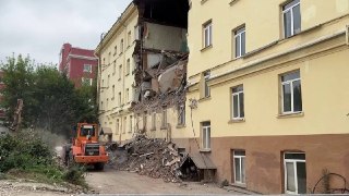 Продается памятник архитектуры в центре города за 100 миллионов рублей